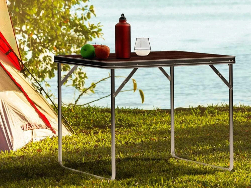 Campingtisch Klappbar 70x50 cm in Holzoptik Braun – Faltbarer Gartentisch für Camping, Balkon, Garten, Picknick und Outdoor