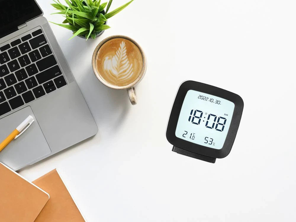 Digitaler Wecker mit Temperatur,Datum & Schlummerfunktion–LCD-Anzeige&Hygrometer
