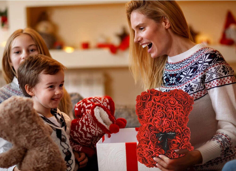 Rosenbär 24 cm mit Herz & Geschenkbox romantisches Geschenk aus Rosen Teddy