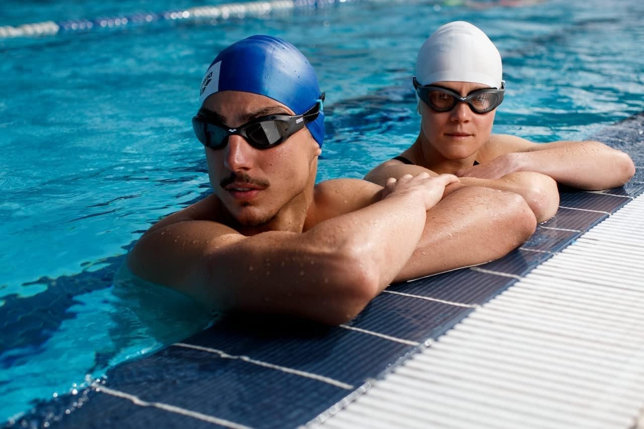 Arena The One Schwimmbrille für Erwachsene – Anti-Fog, UV-Schutz & Komfort