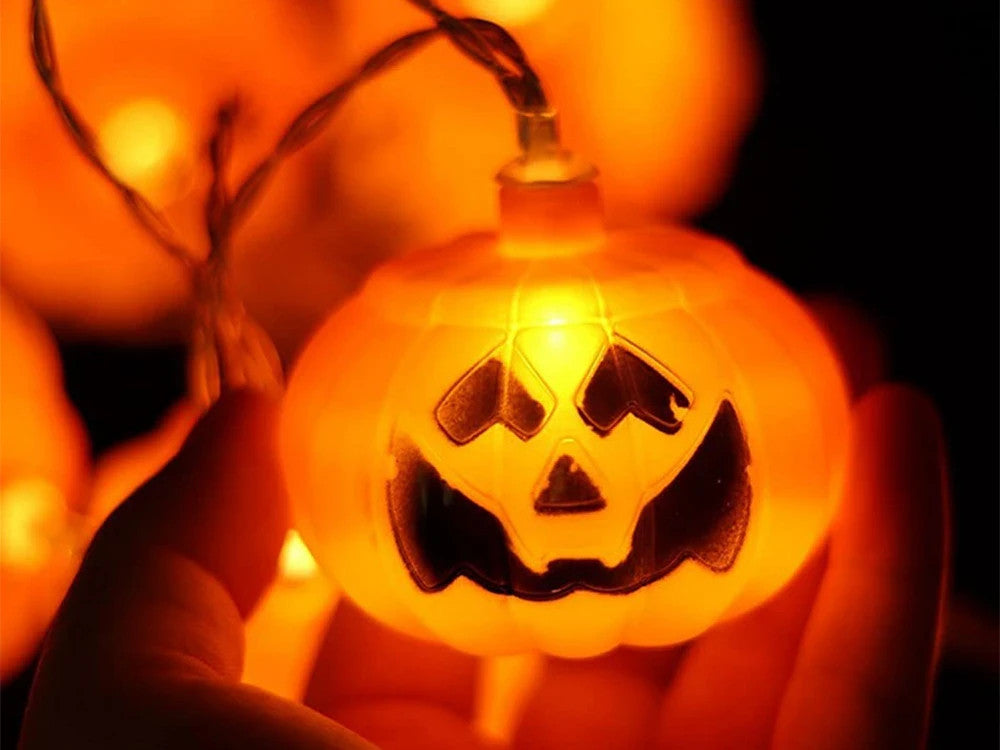 Halloween Party Deko 🎃 Kürbis Lichterkette 10 LED 200cm Warmlicht Hängend 👻