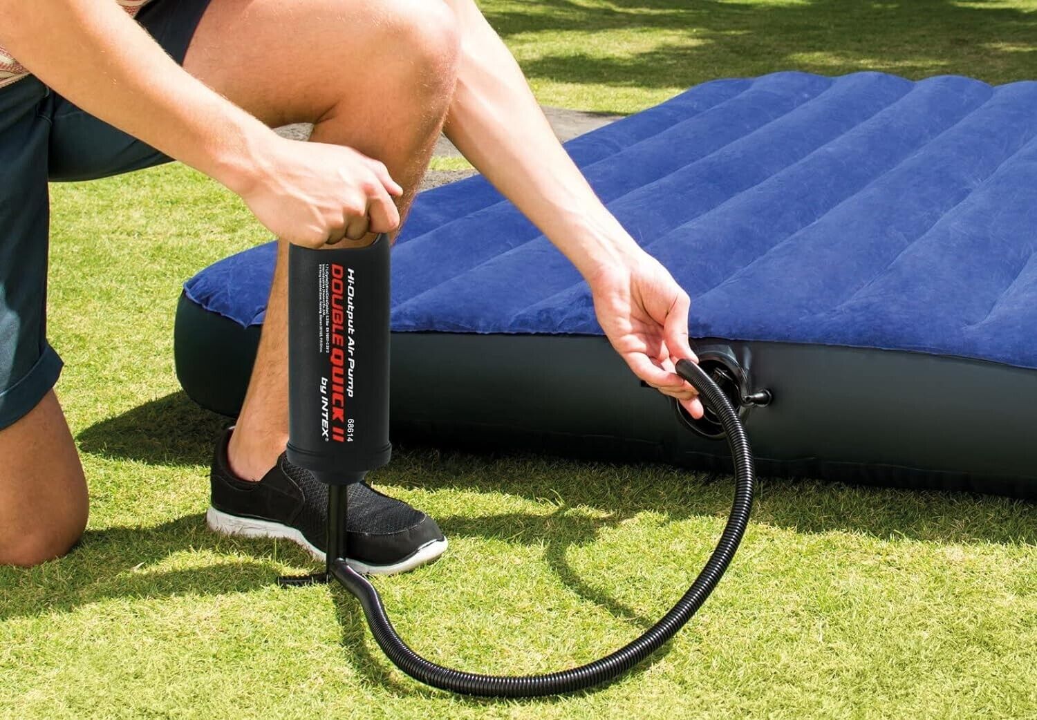 Double action pump from Intex with large volume air pump 36cm including 3 valve adapters