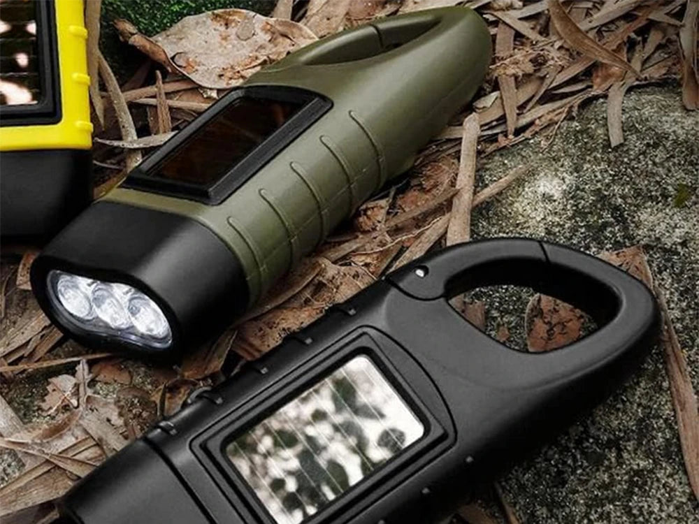 Dynamo Solar Taschenlampe mit 3 LEDs – Handkurbel Lampe mit Karabiner für Camping, Auto & Notfall
