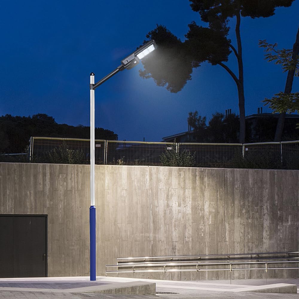 Solar Straßenlampe mit Bewegungsmelder, Fernbedienung und IP67 – LED Außenleuchte 6000K für Hof, Garage und Parkplatz