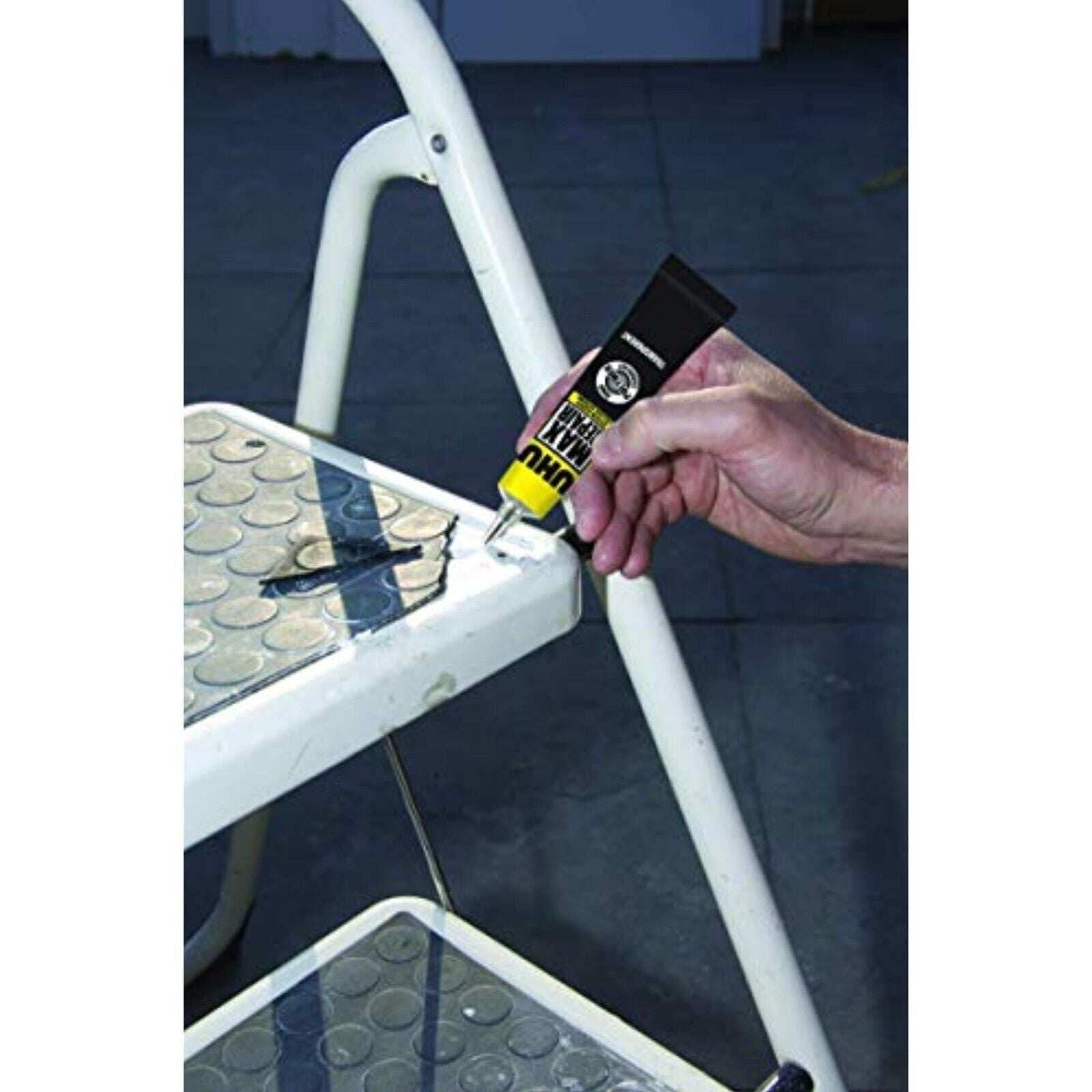 UHU Max Repair Extreme – Starker Reparaturkleber Transparent, Wasserfest & Flexibel